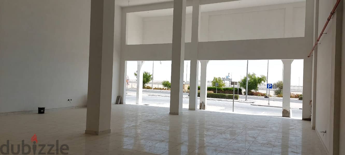 Full commercial building in the logistics area A destination directly 10