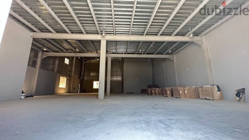 700 warehouse and 8 Room For Rent 1