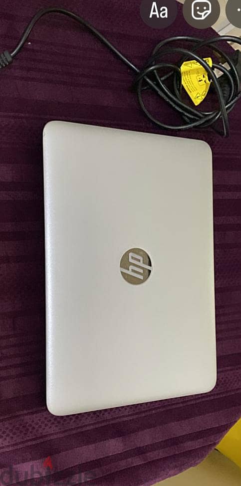 HP EliteBook 820 G3 & With Sim Card Slot. 1