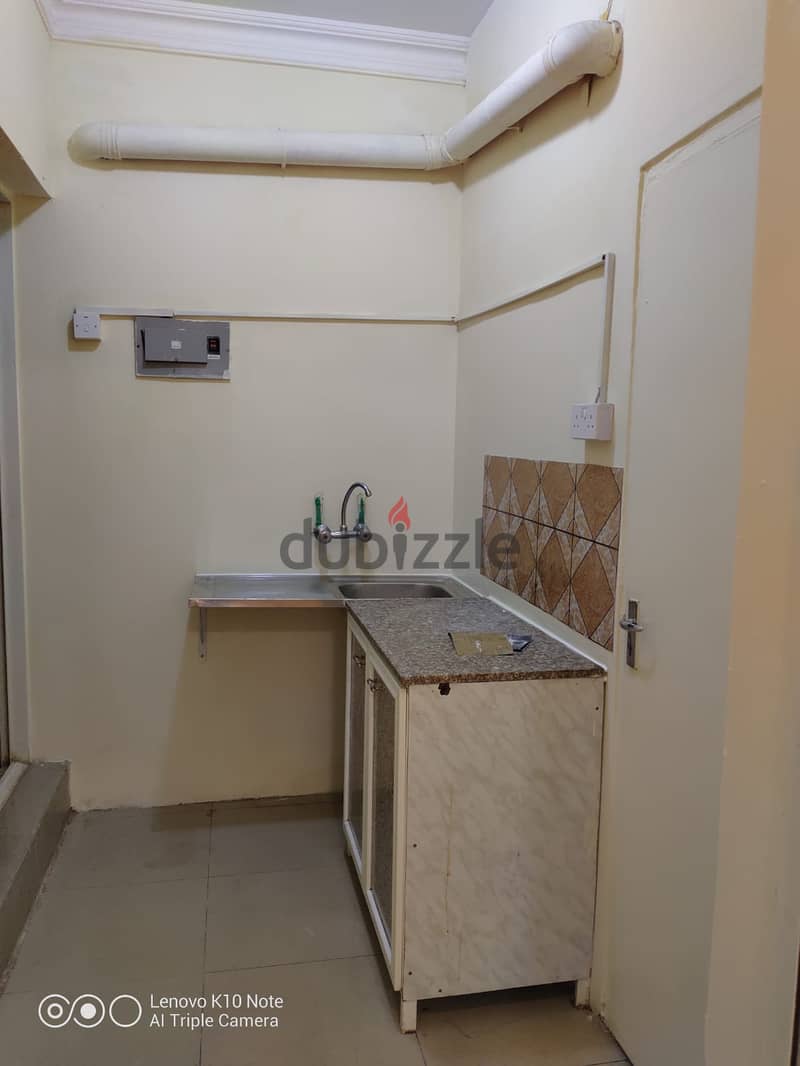 1 Studio ( Pent Hose ) for rent in Wakrah ( Jabal Area ) 3