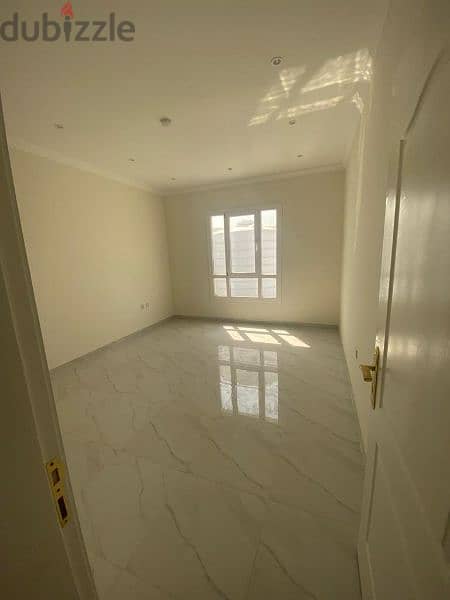 spacious 8 villa compound 5BBK available in aziziya 8