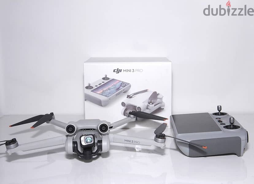 DJI - Mini 3 Pro Drone with Remote Control - Gray 0