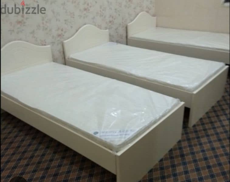 New single  bed  medicated mattress for sale in Doha Qatar 2