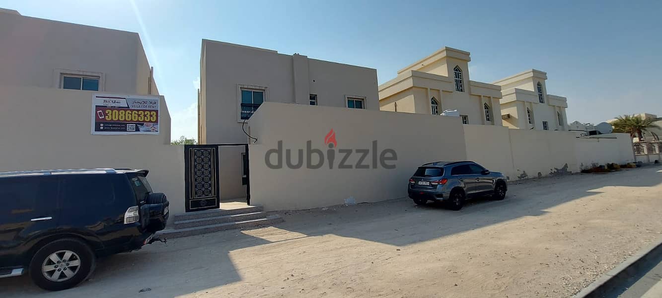 For rent villas in Al Duhail directly on main commercial street 0