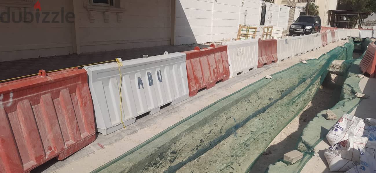 PVC/Plastic Barriers 0