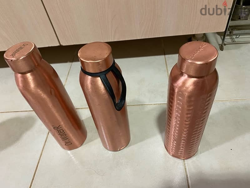 Pre owned dish rack and copper water bottles 3