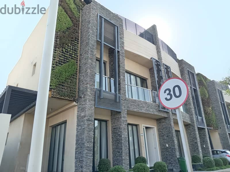 Fully furnished 4 BHK - Um Al amad - Private Pool 9