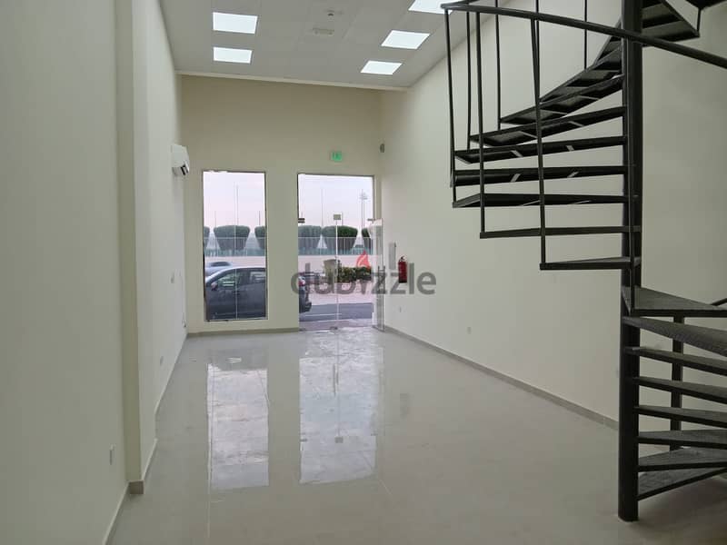 Shops For Rent - Al Gharrafah - 157 QR / SQM 2