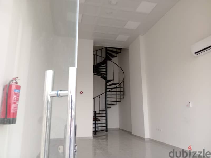 Shops For Rent - Al Gharrafah - 157 QR / SQM 3