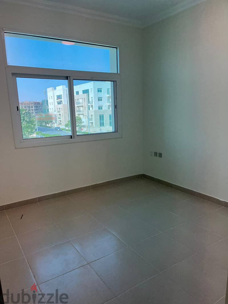 Semi Furnished 1 Bedroom Apartment For Rent in Fox Hills Lusail. 4