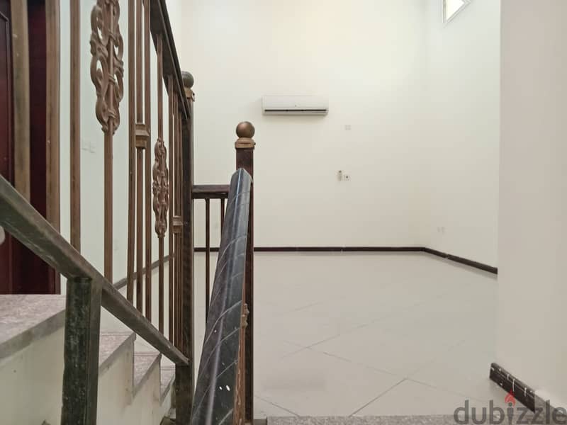 5-BHK Villa Specifically for Bachelor - Abu Hamour 4