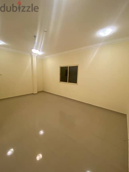Big- 3BHK Spacious &  available in Najam only Family 0