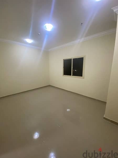 Big- 3BHK Spacious &  available in Najam only Family 7