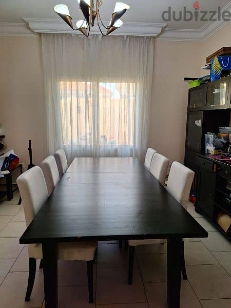 dining table and chairs 0