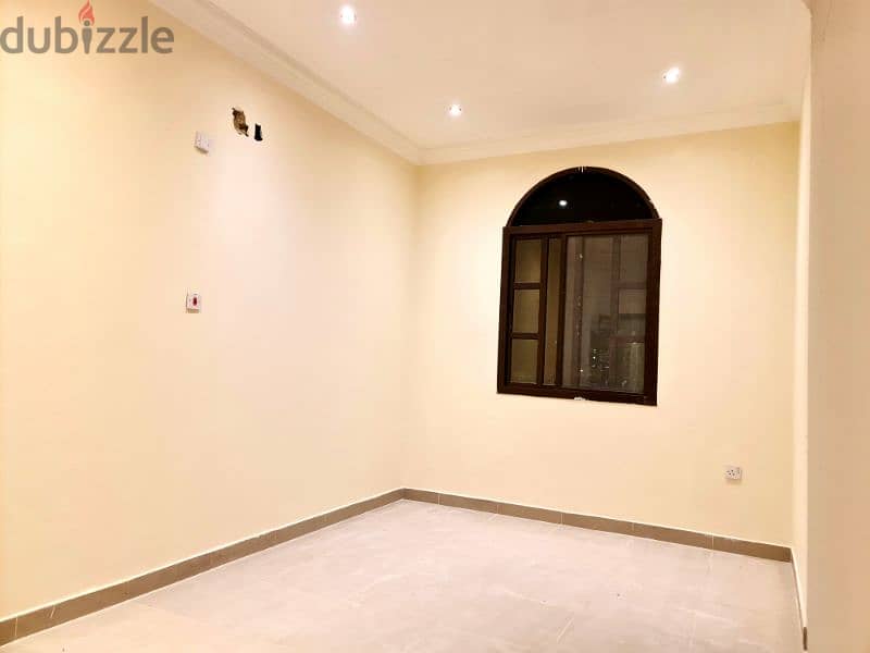 brand new studio's in duhail/ استديوهات جديدة في الدحيل قريب لاندمارك 2