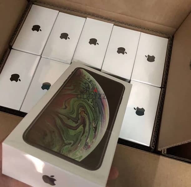 BRAND NEW APPLE IPHONE XS MAX 256GB NOW AVAILABLE!!! 2