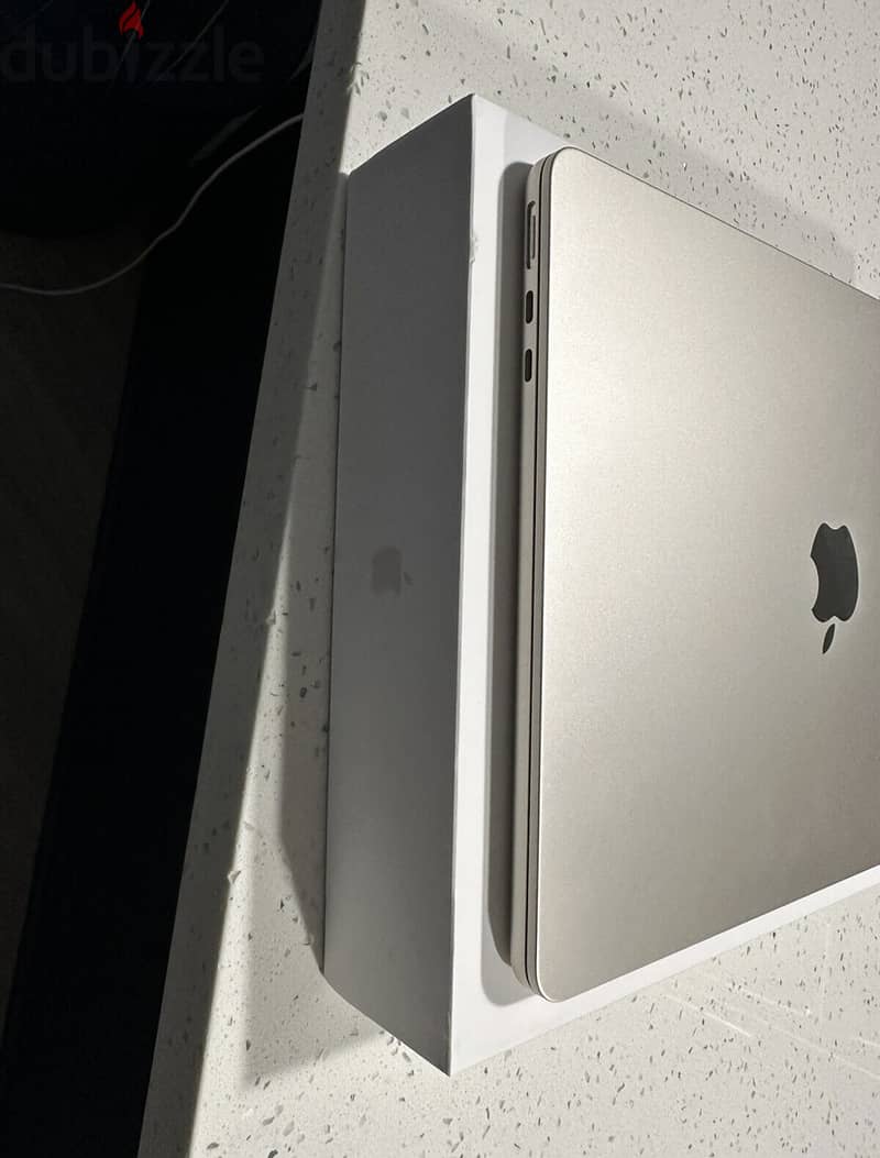 Apple MacBook Air 13.6" (256GB SSD, M2, 8GB) WhatsApp +48731713797 2