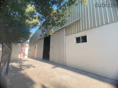 1600 Steel Workshop with 8 Room For Rent