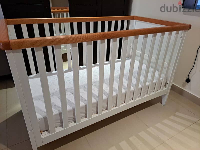 Cot bed with matress 1