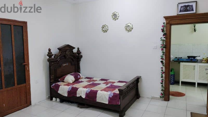 GOOD FAMILY ROOM FOR RENT IN WAKRA 0