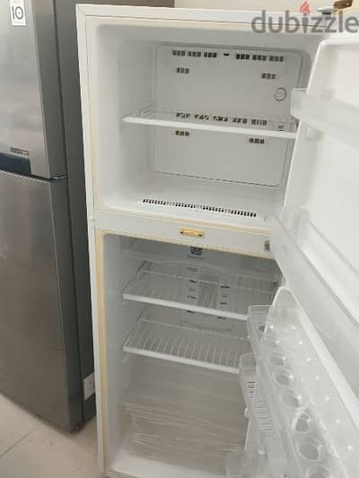 LG Fridge 300l in New Condition working Perfect