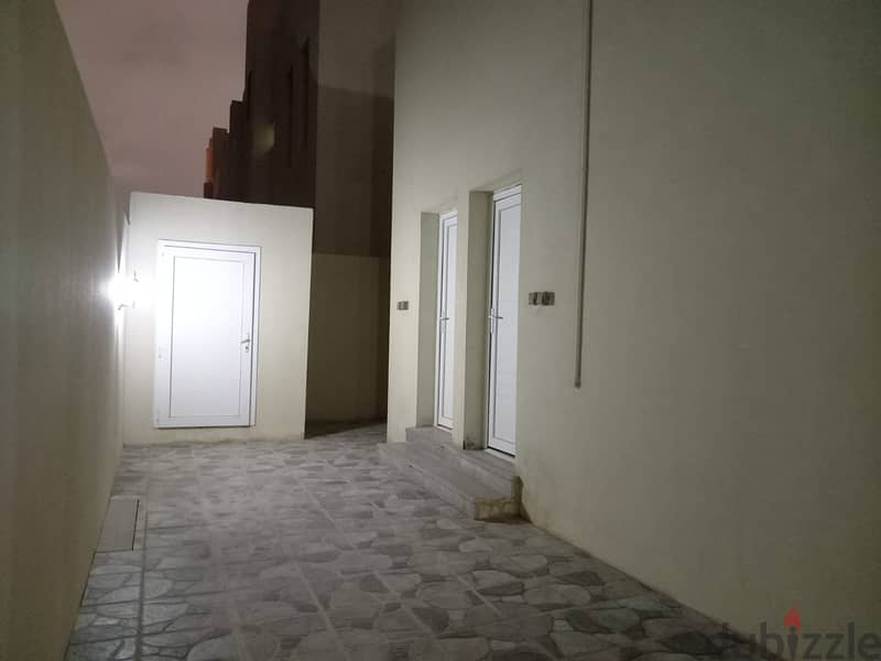 Luxurious 4-Bedroom Villa for Rent - Ain Khalid 19