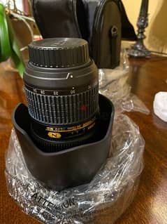 Nikon - AF-S NIKKOR 24 - 70 mm f / 2.8E ED VR Wide-Angle Zoom Lens 0
