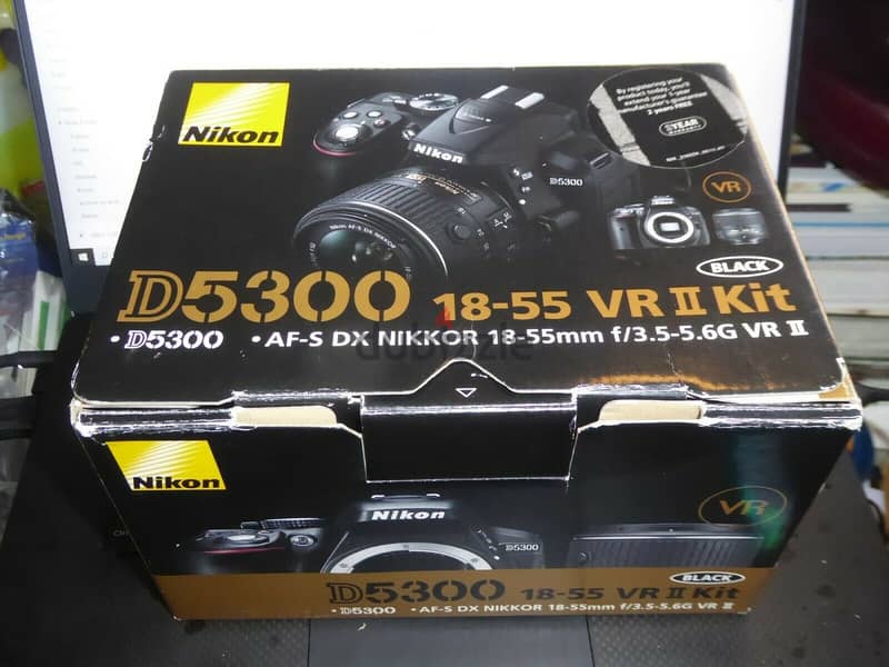 Nikon d 5300 vr dx 18 - 55 mm lens 0
