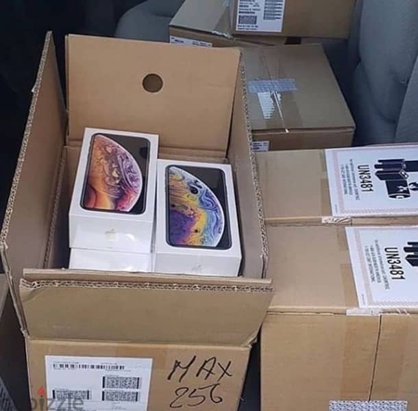BRAND NEW APPLE IPHONE XS MAX 256GB NOW AVAILABLE!!! 0