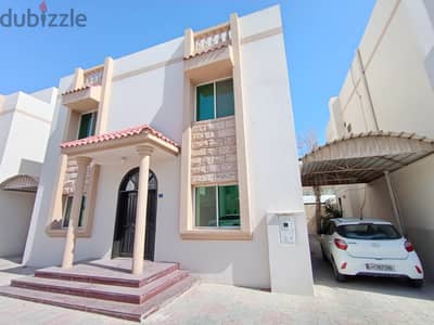 Villa 4-BHK For Rent - Al Maamoura