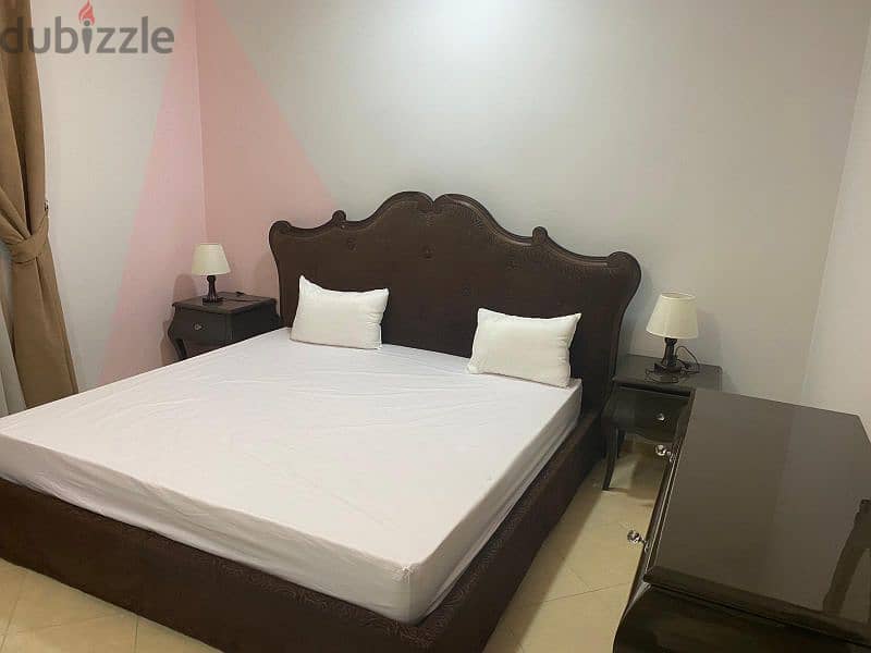 Luxury Room With Separate Washroom For Family / Girls 0