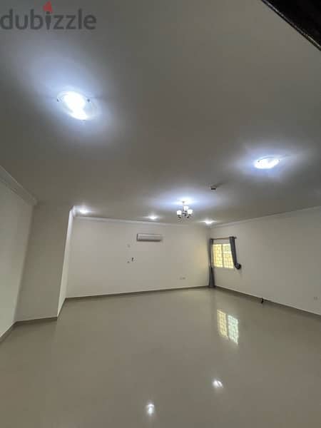 spacious 3 bhk flat available in Al Khor 0