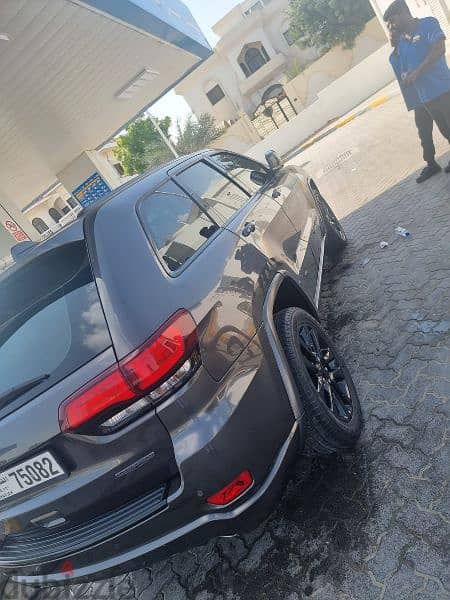 jeep grand Cherokee available for sale 3