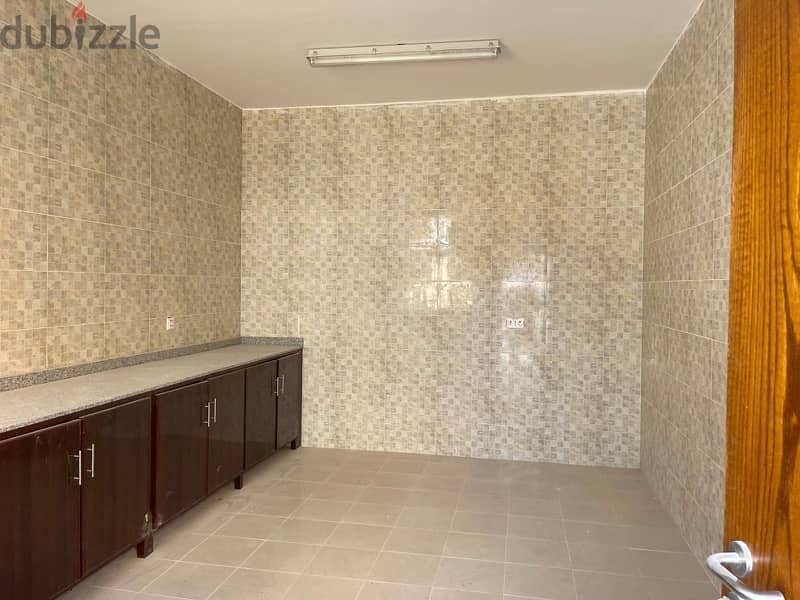 900 Store with 11 Room - Barkat Al Awamer 5