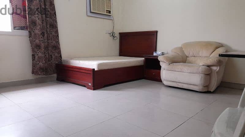 FULLY FURNISHED ROOM WITH PRAIVET PATHROOM FOR EGYPTIAN OR ARAB ONLY 1