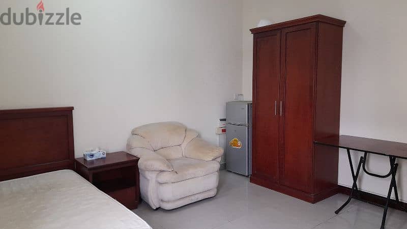 FULLY FURNISHED ROOM WITH PRAIVET PATHROOM FOR EGYPTIAN OR ARAB ONLY 9