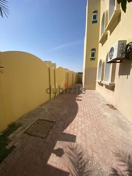 commercial villa available in. Hillal. 16