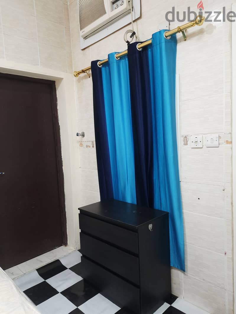 STUDIO ROOM FULLY FURNISHED FOR RENT FAMILY OR SINGLE 2