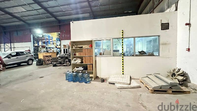 900 Workshop & 12 Room For Rent 2