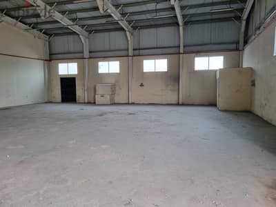 700 Store For Rent
