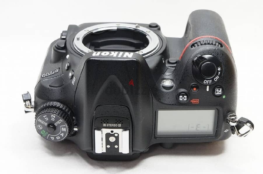 Nikon D7200 Body Digital Single Lens Reflex Camera 3