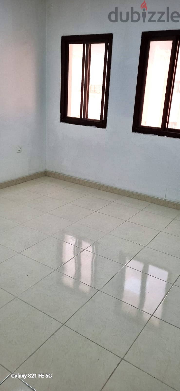 1 BHK flat for Rent Old Airport Road 4