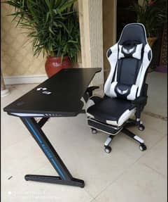 Gaming chair and table 0