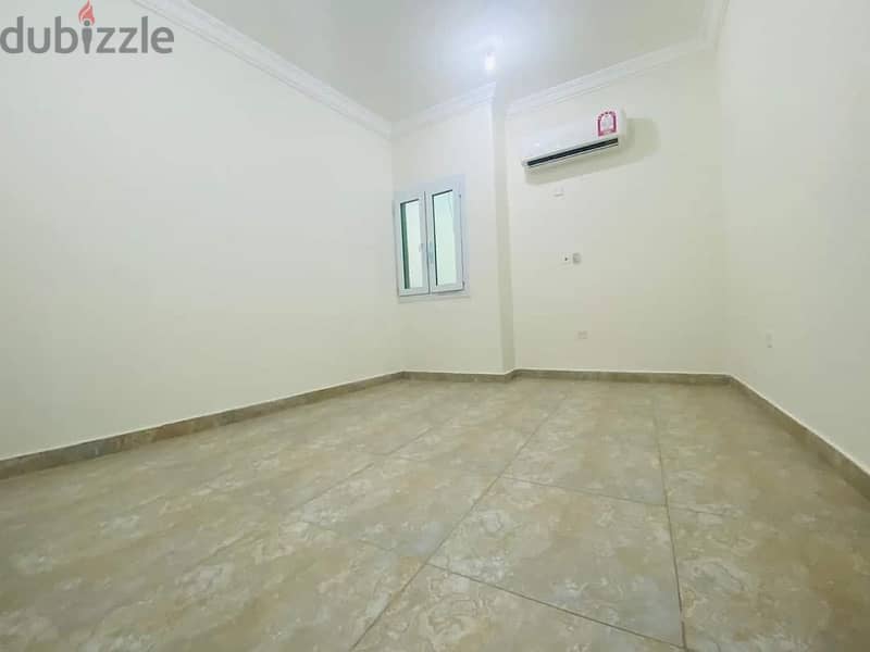 Big 2bhk apartment available al wakrah  Rent 3900 0