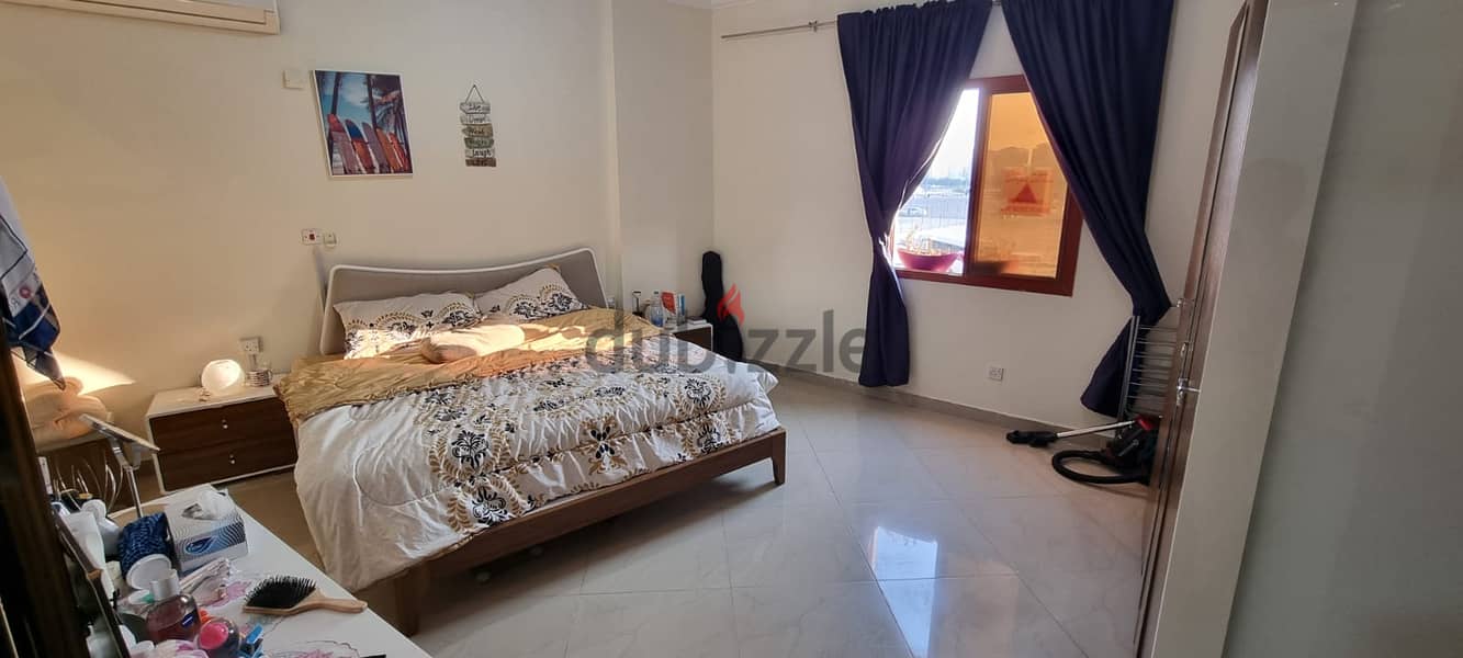 For rent apartment in the building of um Ghulina area 2 BHK 10
