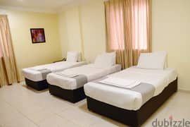 MONTHLY RENTAL! ROOMS W/ PRIVATE TOILET / FREE UTILITIES AND Cleaning