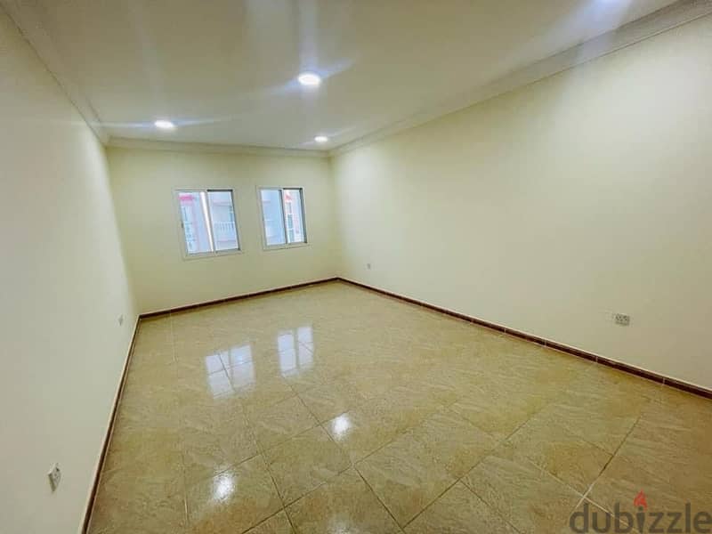 Spacious BIG 7 villa  compound available for looking for one company 1