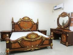 For sell bedroom set very good condition  call WhatsApp. . 55 66 98 46