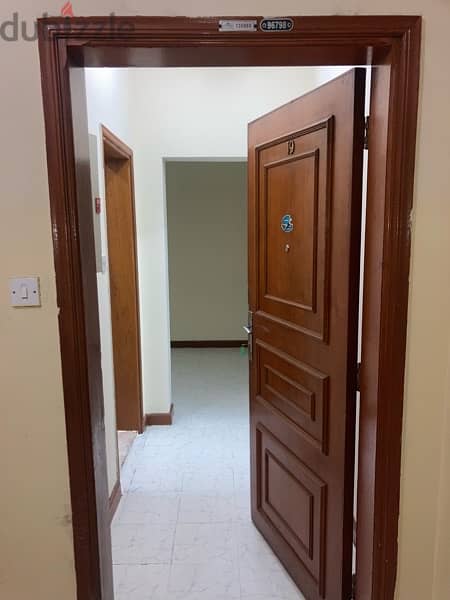 3BHK FLAT FAMILY  AVAILABLE 2