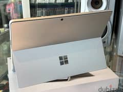 Microsoft - Surface Pro 9 – 13" – Intel Core i7 - 16GB – 256GB SSD